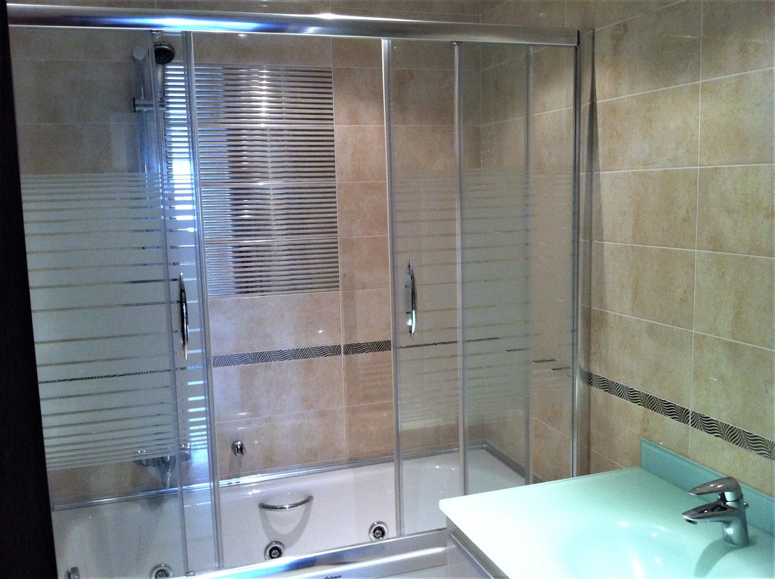 Lalezar Apartmanı