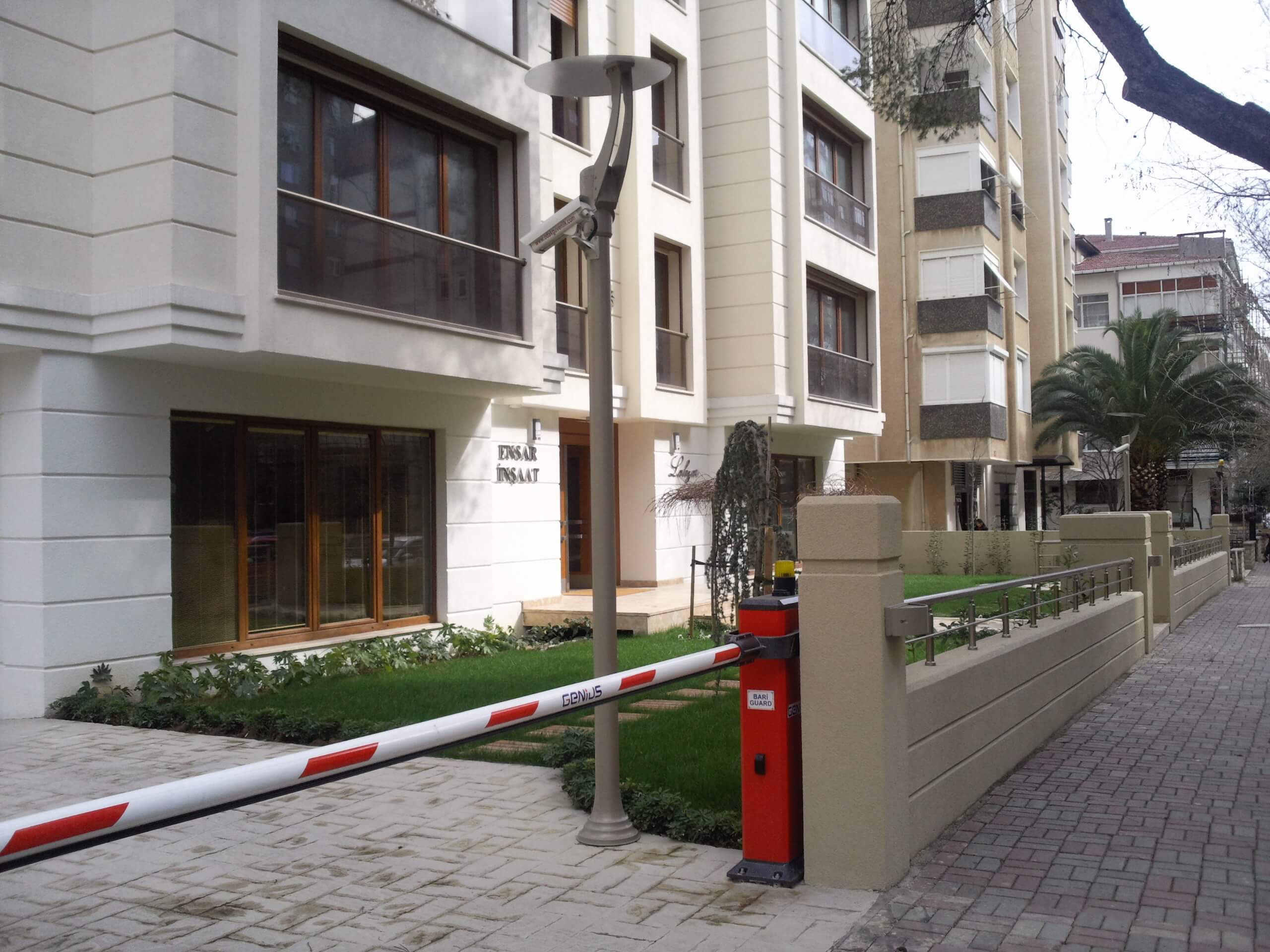 Lalezar Apartmanı