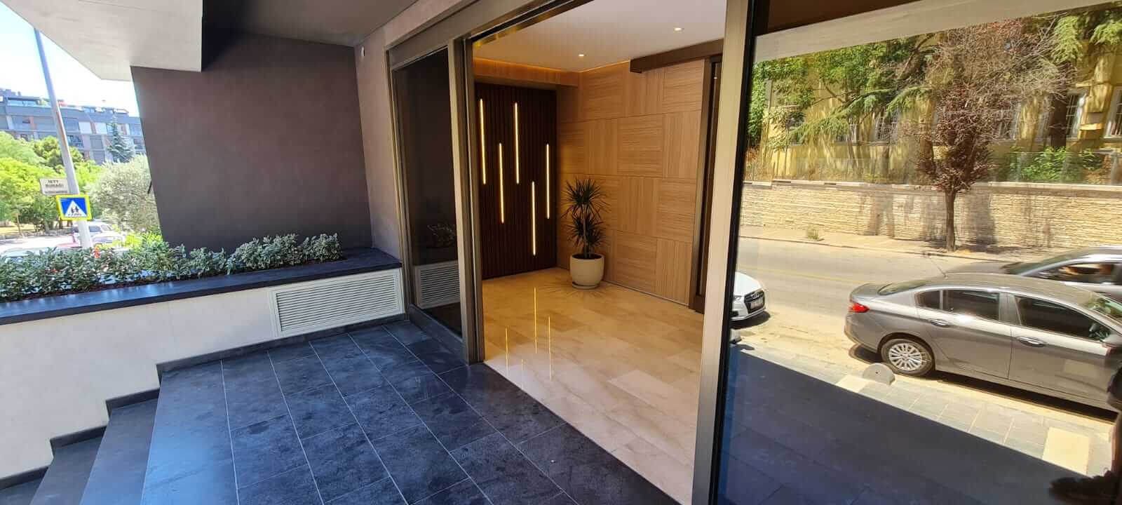 Sekor Plaza