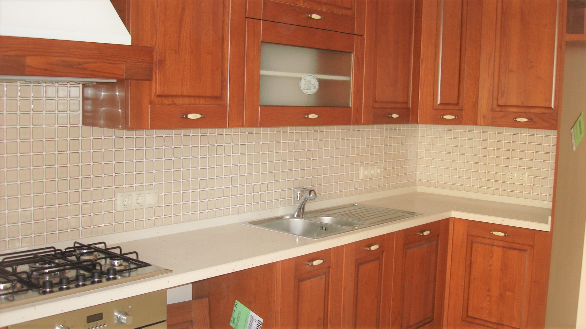 Lalezar Apartmanı